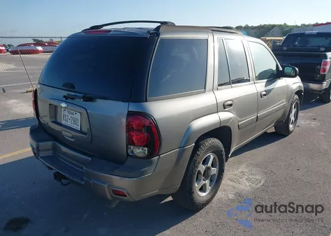 2005 Chevrolet Trailblazer Ls from USA, damaged, VIN 1GNDS13S452116481